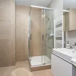 Διαμέρισμα Perla Hradce 202 *