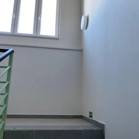 Perla Hradce 202 Градец-Кралове