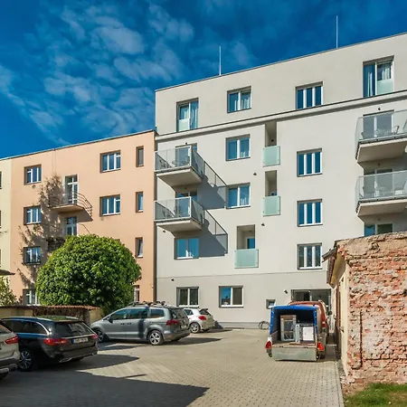 Perla Hradce 202 Апартаменты Градец-Кралове